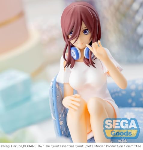 Sega Goods The Quintessential Quintuplets - Miku Nakano PM Perching Figure (SG52606)