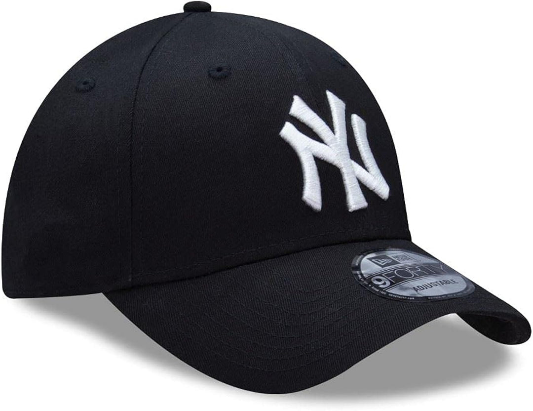 New Era New York Yankees 9Forty Adjustable Strapback Cap (9Forty)