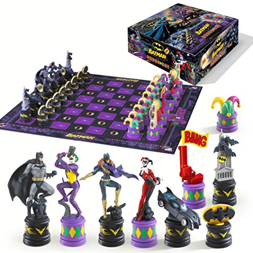 The Noble Collection Batman Chess Set - DC Comics Official Vinyl Chess Set for Collectors and Fans