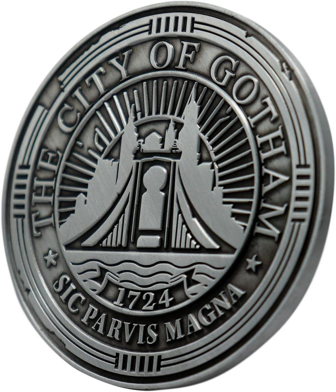 Fanattik DC The Batman - The City of Gotham Limited Edition Medallion (THG-DC27)