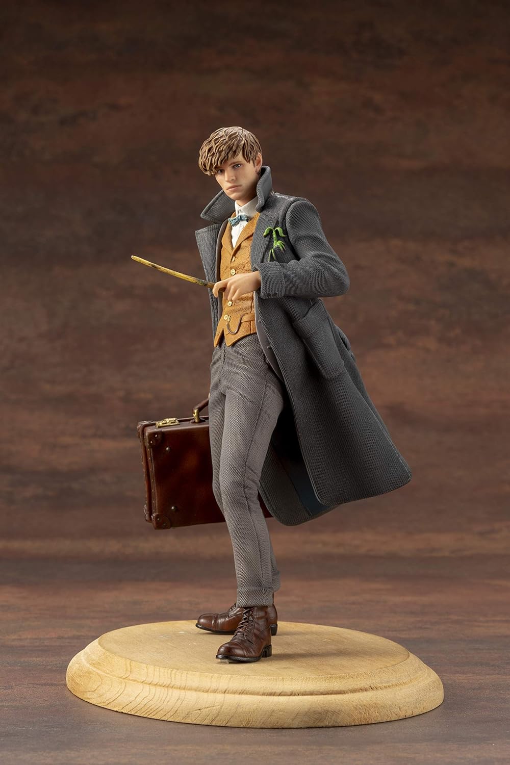 Kotobukiya Fantastic Beasts Newt Scamander Artfx+ Statue (SV229)