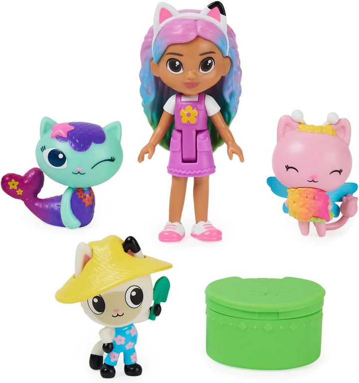 Gabby's Dollhouse 6065350 Friends-Set mit Regenbogen-Gabby-Puppe, Figuren und Surpr