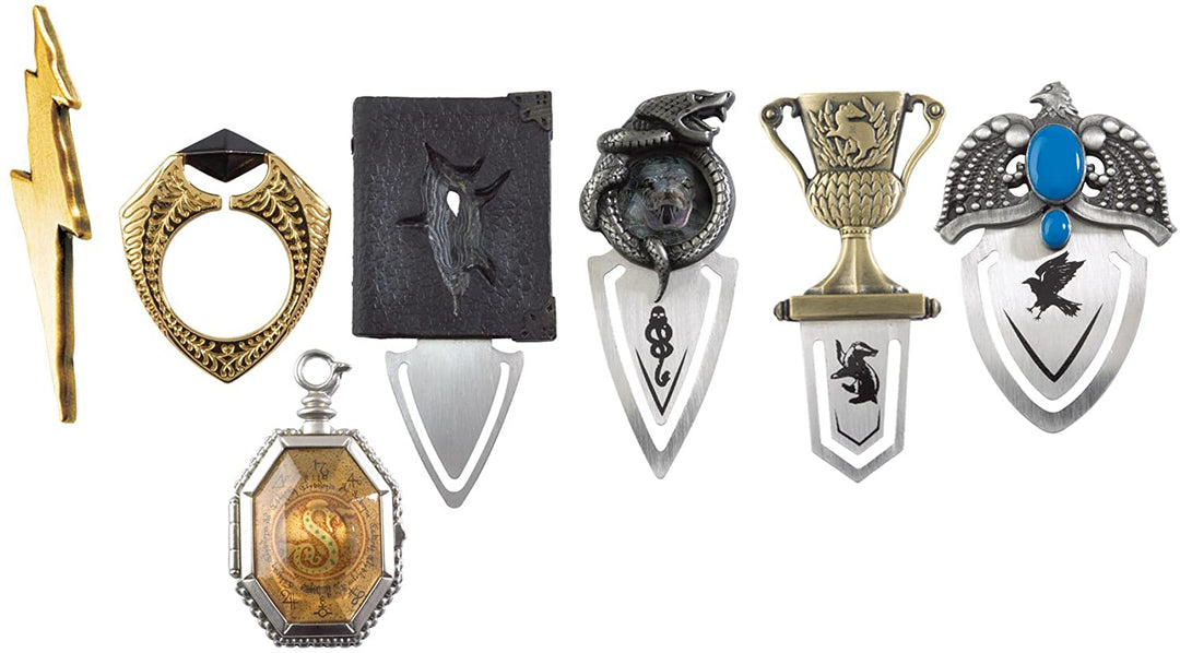 The Noble Collection Harry Potter Horkrux-Lesezeichen-Kollektion – Set mit 7 Miniatur-Horkrux-Lesezeichen in einer 20 cm großen Displaybox – offiziell lizenziertes Filmset, Film-Requisiten, Geschenke und Schreibwaren