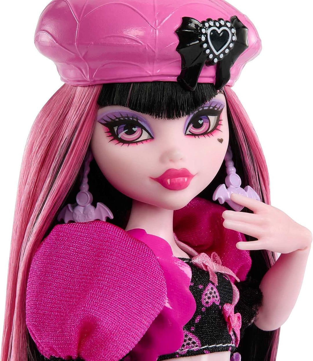 Monster High Doll and Fashion Set, Draculaura with Dress-Up Locker and 19+ Surprises