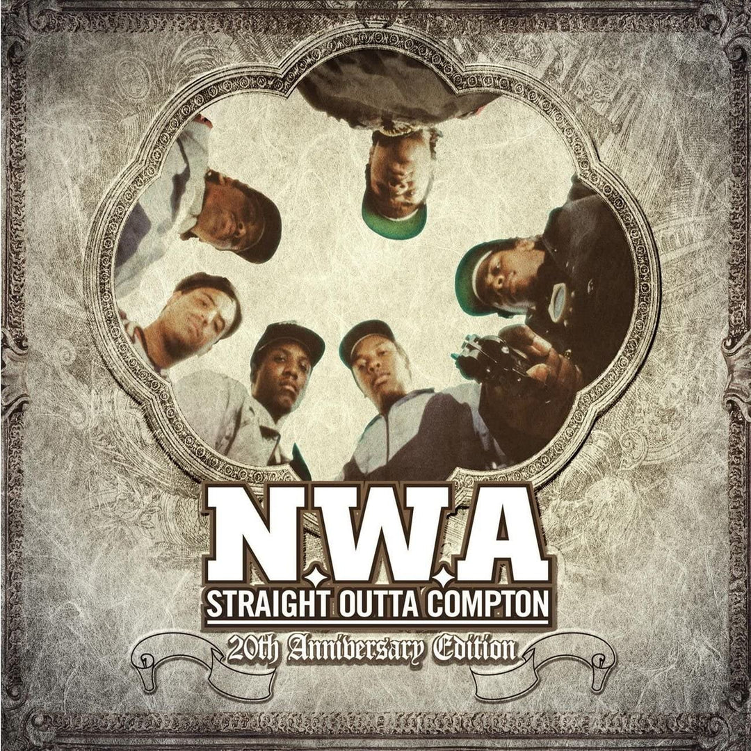 Straight Outta Comptonexplicit_lyrics - NWA [Audio CD]